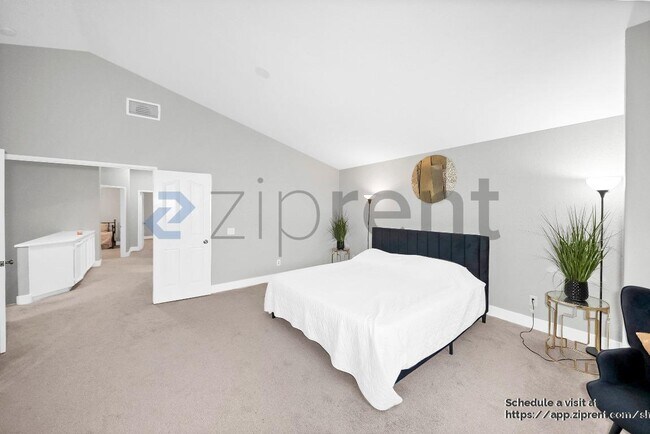 Building Photo - 23693 Cadenza Dr