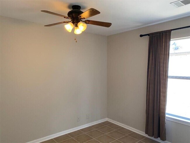 Building Photo - 3953 Canyon Glen Cir