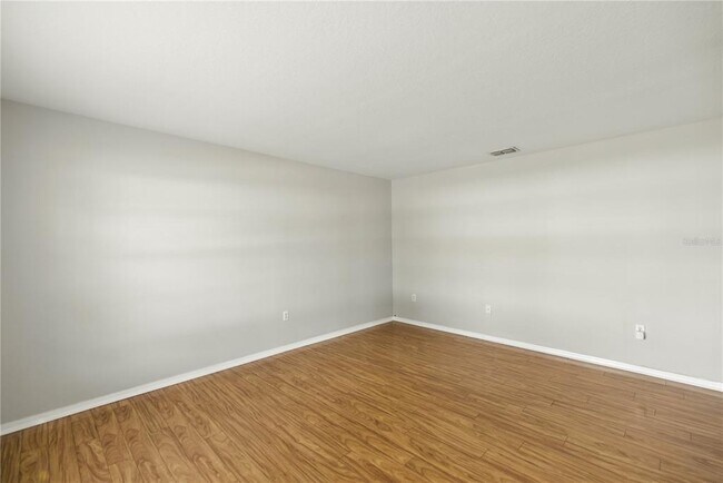 Building Photo - 3223 SW 41st Ave