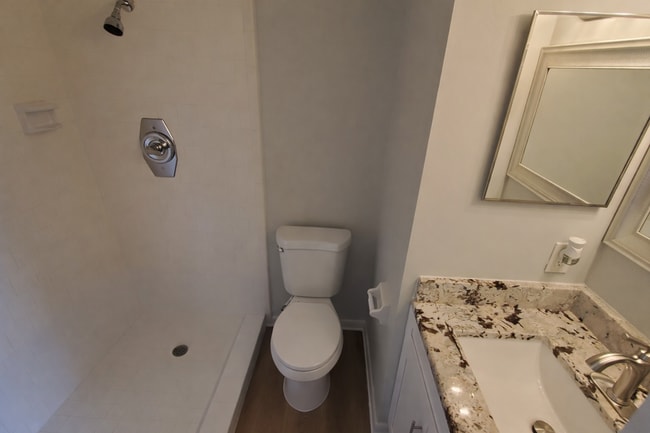 Building Photo - Charming 4-Bed, 2-Bath Home with Pool in Seffner, FL 33584