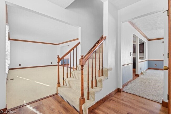 Building Photo - 13943 Walking Stick Way