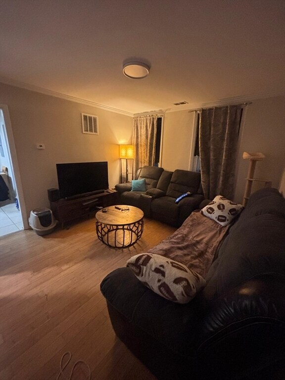 Building Photo - 59 Division St