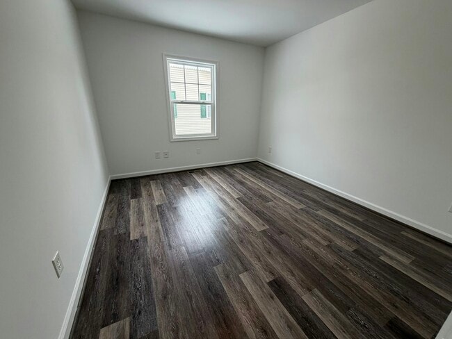 Building Photo - 801 S 15th St