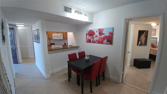 Building Photo - 10451 W Broward Blvd