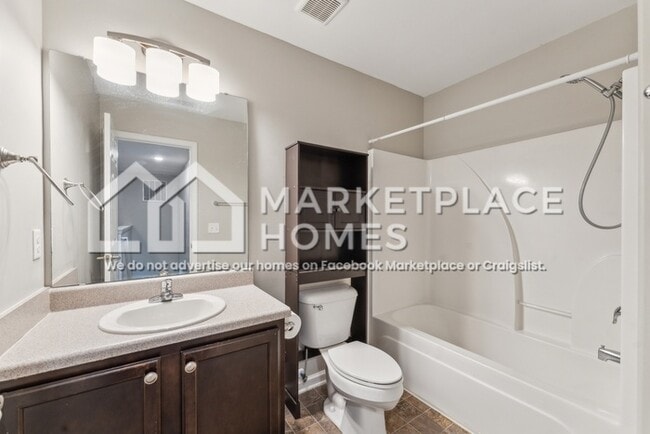 Building Photo - 517 Windsong Dr