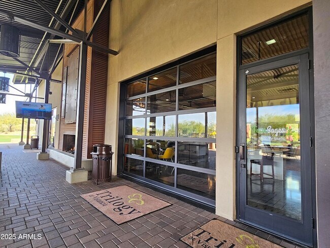 Building Photo - 13311 W Andrew Ln