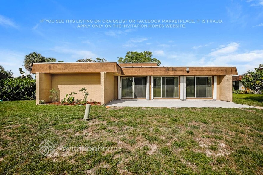 Building Photo - 4903 Banyan Ln