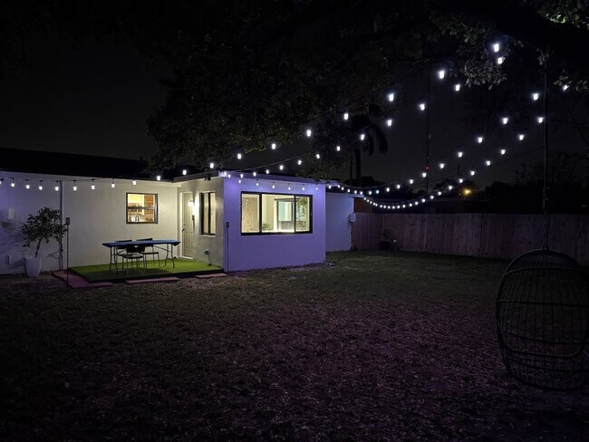 Building Photo - 2740 NW 21st St