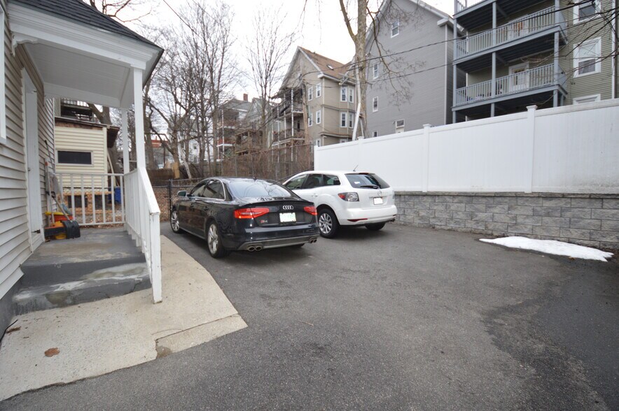 Building Photo - 30 Egleston St