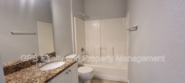 Building Photo - 837 Grand Regency Pointe