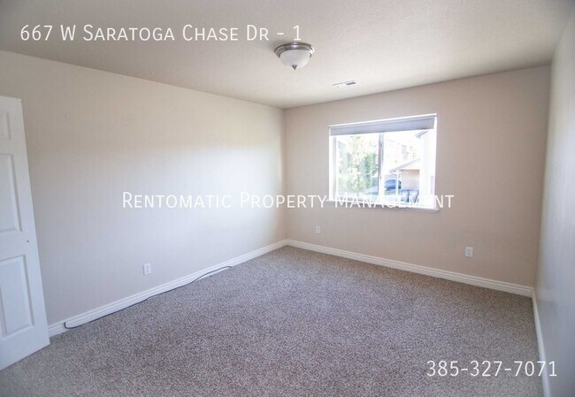 Building Photo - 667 W Saratoga Chase Dr