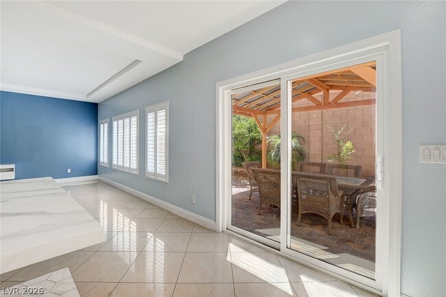 Building Photo - 9975 Mills Reef Ct