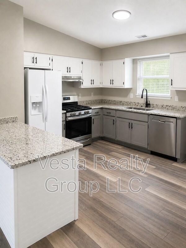Building Photo - 105 Dailey Mill Rd