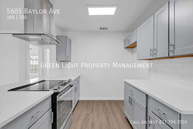Building Photo - 5605 Baylor Ave