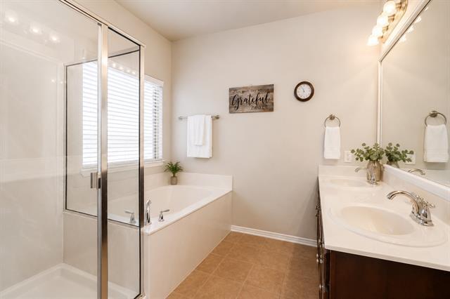 Building Photo - 11813 Sundog Way