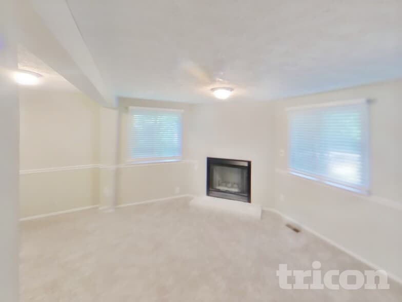Building Photo - 7610 Fairbanks Ct
