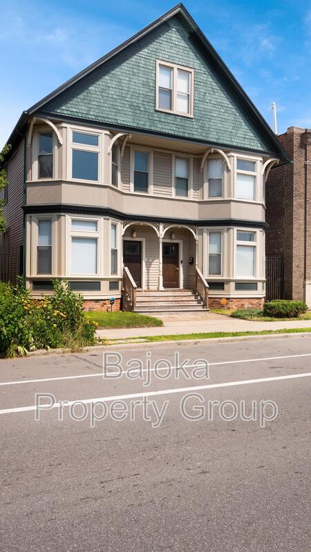 Building Photo - 1510 Trumbull St