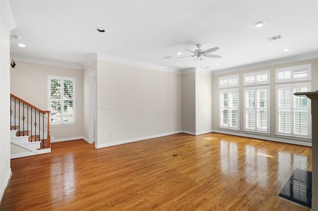 Building Photo - 2150 Bancroft Ln