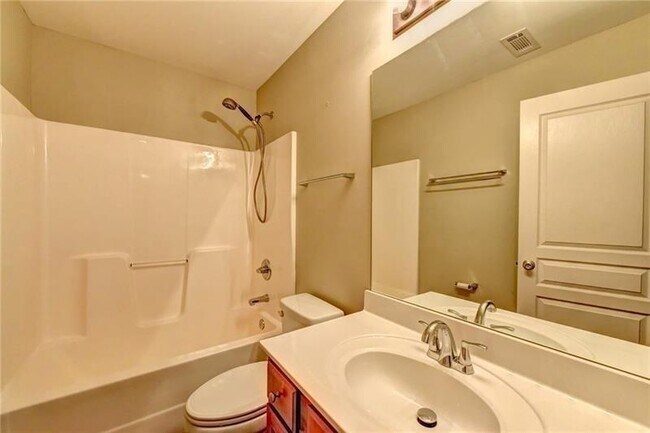 Building Photo - 6225 Apple Rose Dr