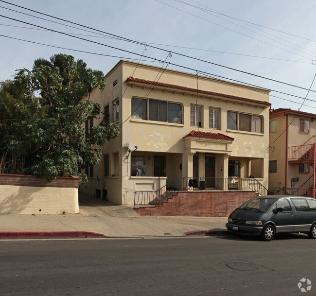 Building Photo - 1057-1059 Figueroa Ter