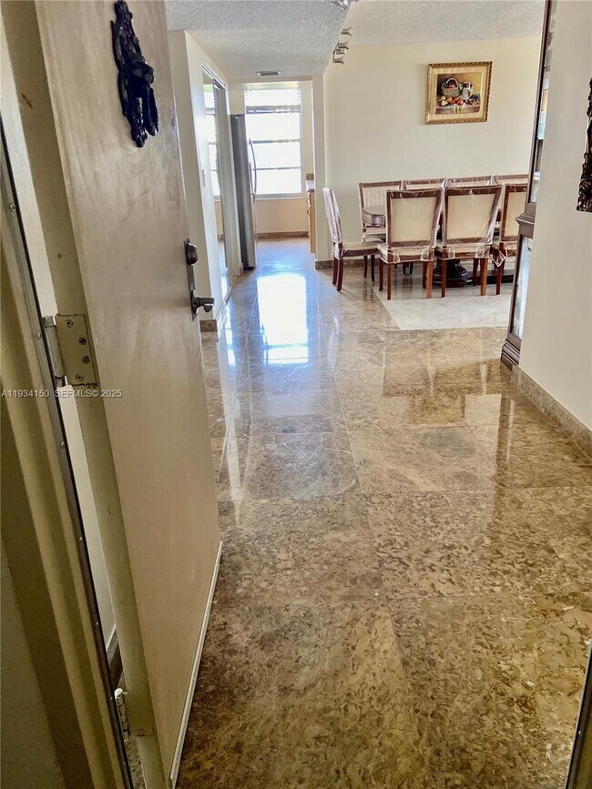 Building Photo - 230 174th St