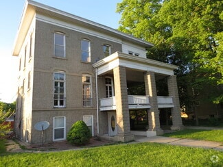 Building Photo - 310 E Washington St