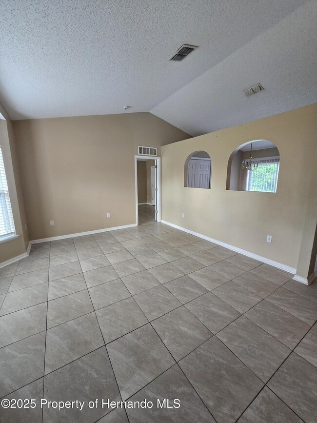 Building Photo - 2072 Haulover Ave