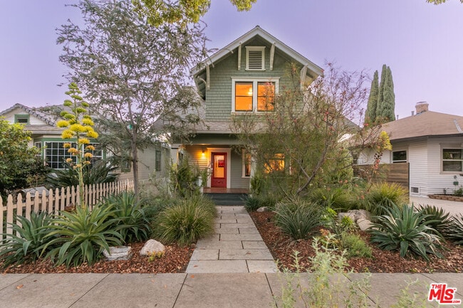 Building Photo - 5676 Hub St