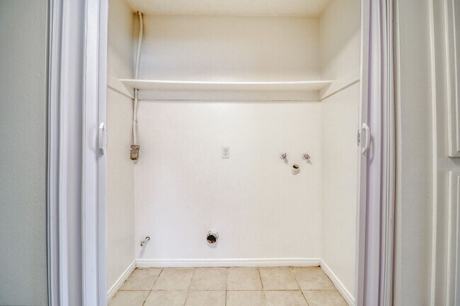 Building Photo - 12214 Orchid Ln