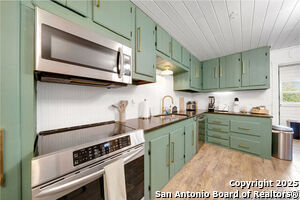 Building Photo - 690 Windrush