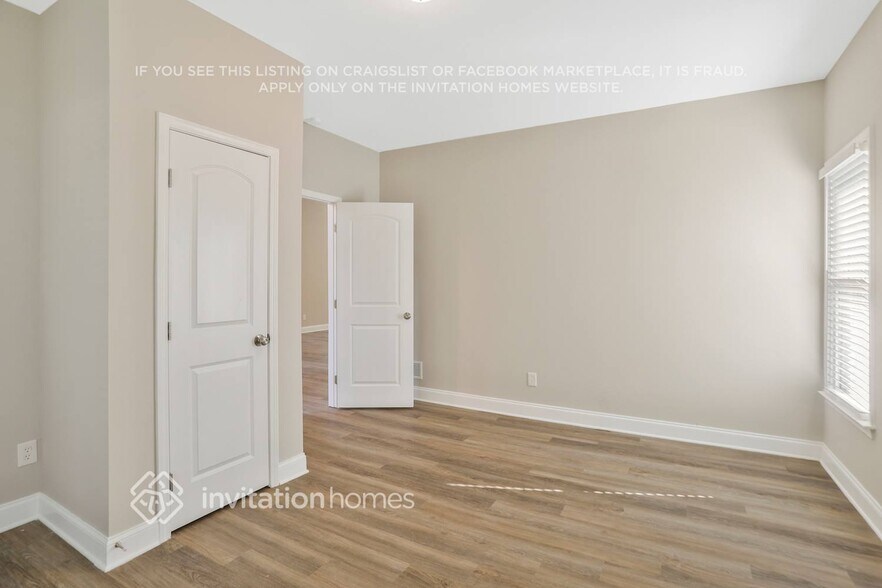 Building Photo - 3209 Summer Stream Ln