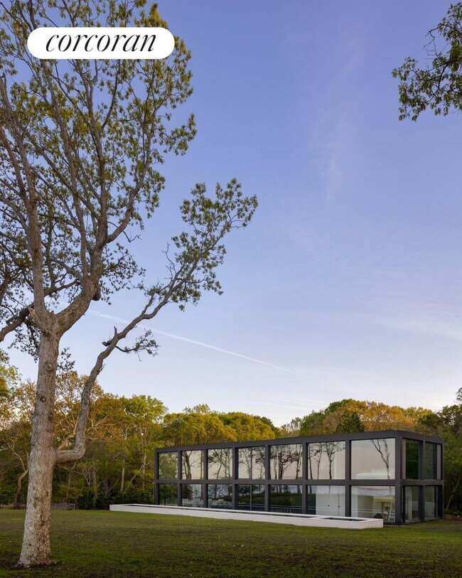 Building Photo - 32 Hedges Banks Dr