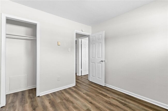 Building Photo - 200 Pullman Ave