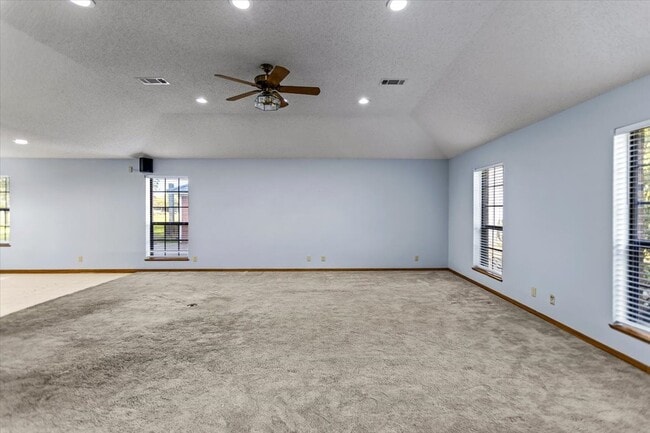 Building Photo - 2906 Avenue S