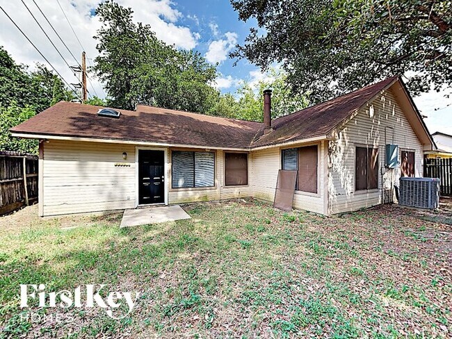 Building Photo - 7511 Connemara Dr