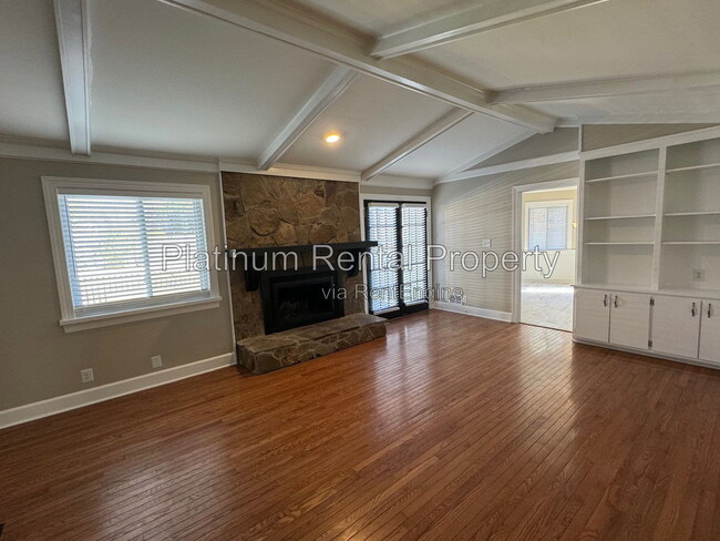 Building Photo - 3953 Sunflower Way NW