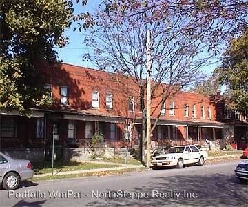 Primary Photo - 240-252 E 13th Ave
