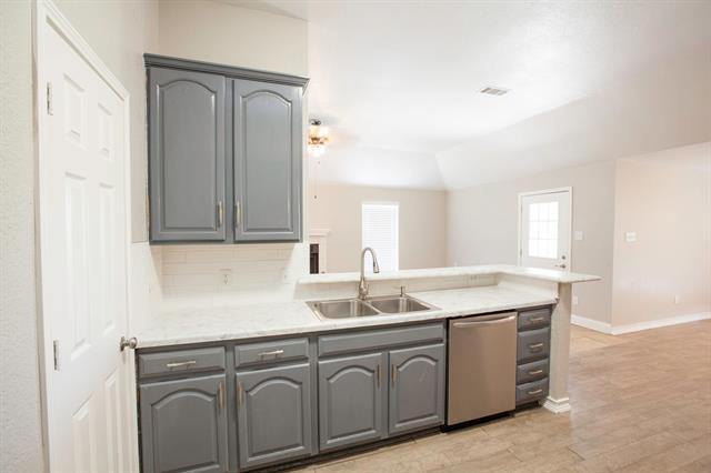 Building Photo - 10686 Rosebud Ct