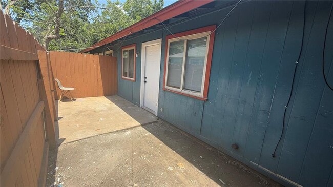 Building Photo - 8210 Sam Rayburn Dr