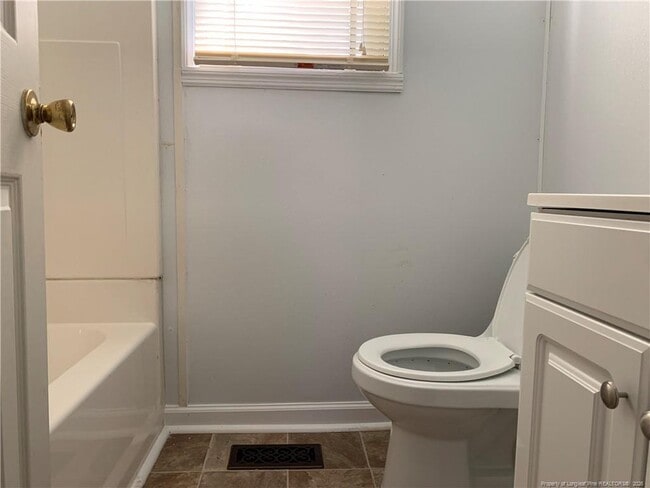 Building Photo - 602 Forest St