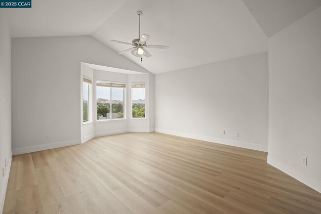 Building Photo - 903 Arrowhead Terrace