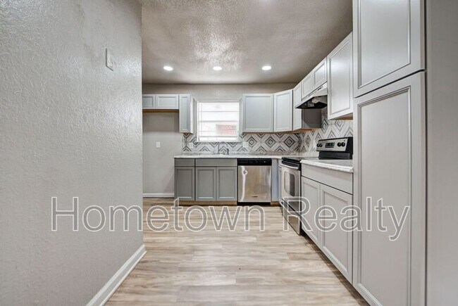 Building Photo - 8075 NW 23rd St