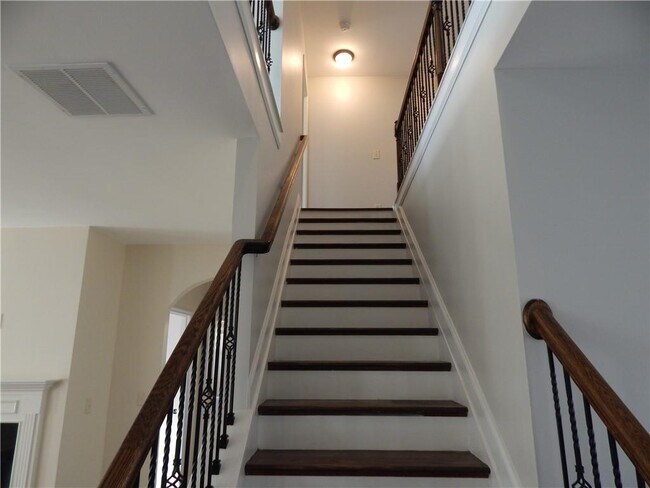 Building Photo - 2441 Melton Common Dr