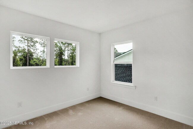 Building Photo - 311 Bay Lk Dr