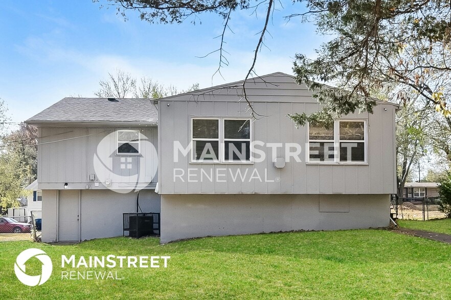 Building Photo - 8702 E 91 St