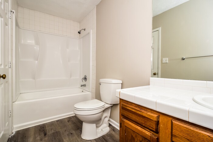 Building Photo - 3078 Jessica Dr