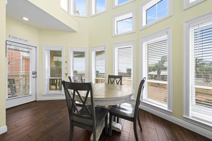 Building Photo - 23270 Perdido Beach Blvd