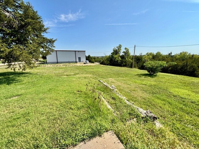 Building Photo - Italian Estates Property Management
