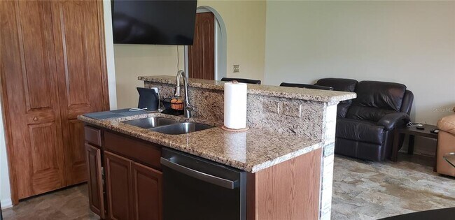 Building Photo - 4560 Ashburn Square Dr