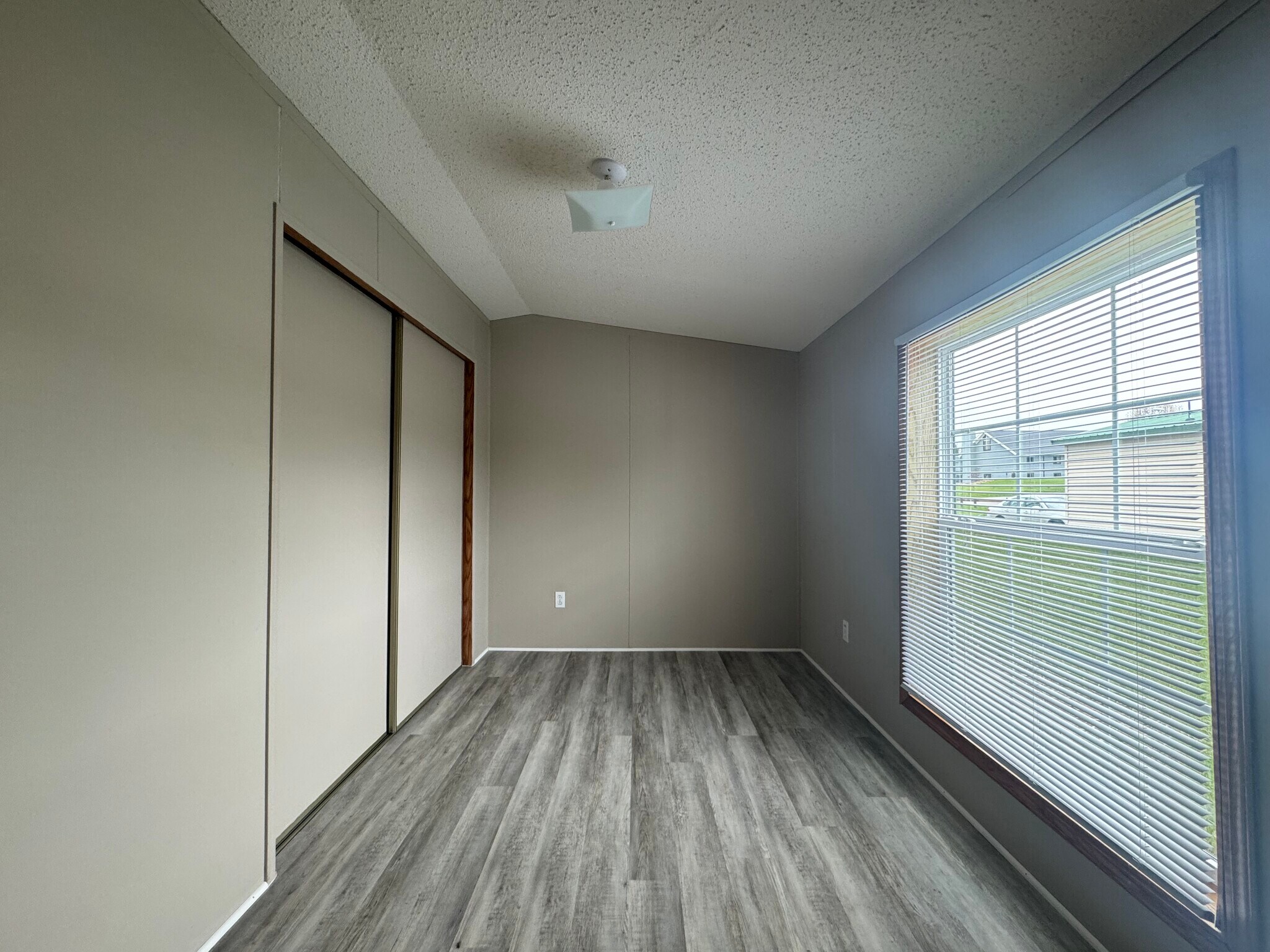 Building Photo - 4103 Lady Slipper Dr